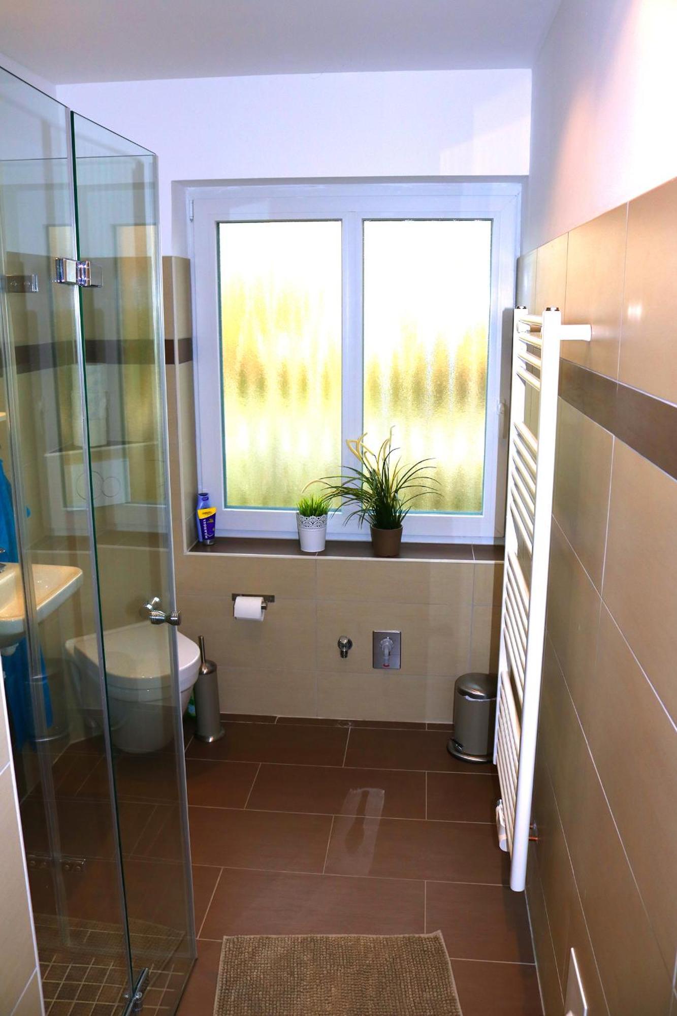 Ferienwohnungen Arp "2D" Mit Terrasse Und Parkplatz Itzehoe Bagian luar foto